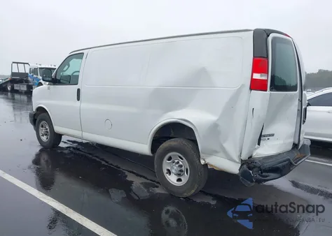 2021 Chevrolet Express Cargo Rwd 2500 Regular Wheelbase Wt from USA, damaged, VIN 1GCWGAFP2M1183448